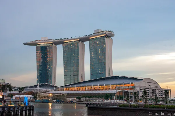 01 Marina Bay Sands