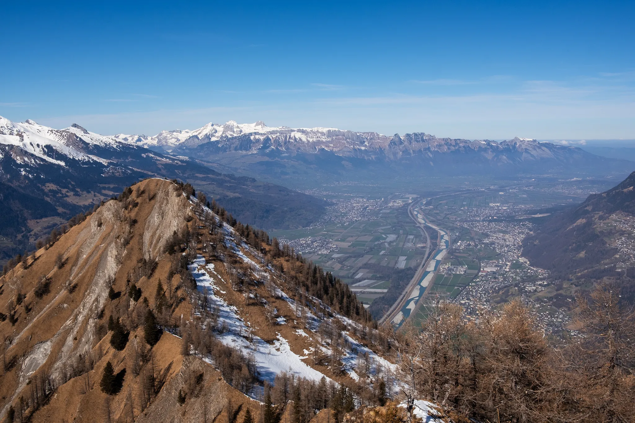 Gipfelblick vom Mittlerspitz