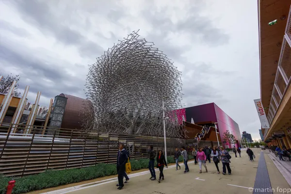 21 filigranes Gebilde beim UK-Pavillon (2)