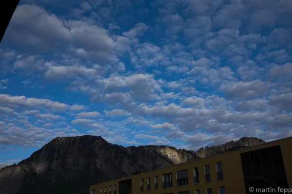 22 Wolken-Invasion
